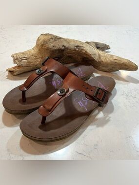 Blowfish Malibu Greco Vegan Leather Brown Sandals Size 8